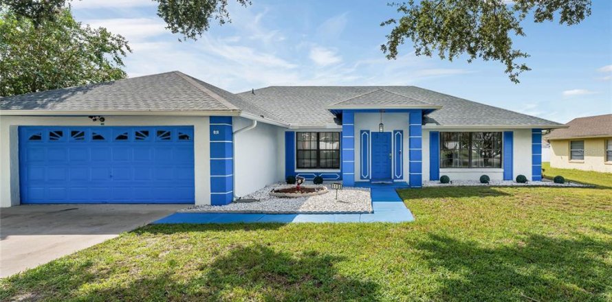 Casa en Kissimmee, Florida 3 dormitorios, 183.11 m2 № 1368395