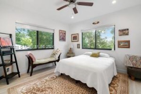 Купить виллу или дом в Ки-Ларго, Флорида 3 спальни, № 986372 - фото 3