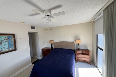 Condo in Aventura, Florida, 2 bedrooms  № 1187573 - photo 10