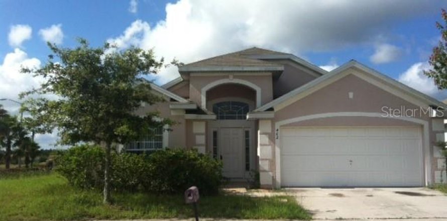 House in Davenport, Florida 3 bedrooms, 167.97 sq.m. № 1366780