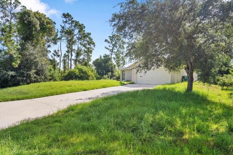 Villa ou maison à louer à Punta Gorda, Floride: 3 chambres, 147.06 m2 № 1366784 - photo 28