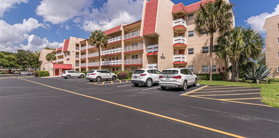 Condo in Margate, Florida, 2 bedrooms  № 1370577