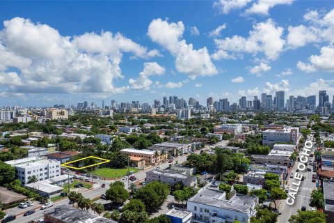 Propiedad comercial en venta en Miami, Florida, 167.22 m2 № 1370630 - foto 9