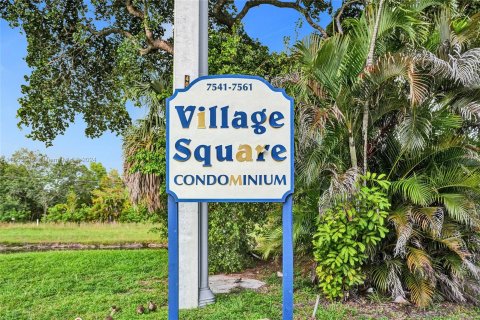 Condo in Plantation, Florida, 2 bedrooms  № 1375438 - photo 4