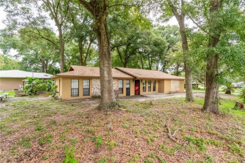 Villa ou maison à vendre à Ocala, Floride: 3 chambres, 145.67 m2 № 1322515 - photo 3