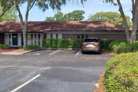 Купить коммерческую недвижимость в Гейнсвилл, Флорида 292.08м2, № 570022 - фото 2