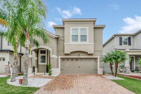 Villa ou maison à vendre à Kissimmee, Floride: 4 chambres, 200.48 m2 № 1368033 - photo 1