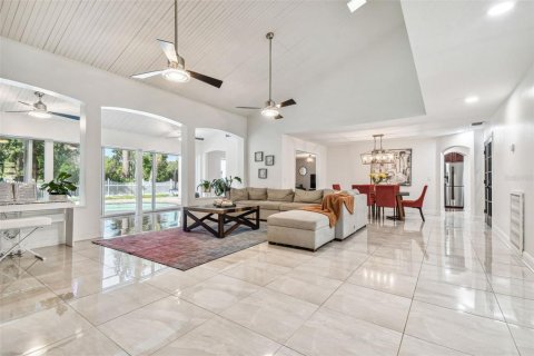 Villa ou maison à vendre à Tampa, Floride: 4 chambres, 312.8 m2 № 1399225 - photo 8