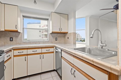 Condominio en alquiler en Clearwater, Florida, 1 dormitorio, 68.75 m2 № 1366349 - foto 16