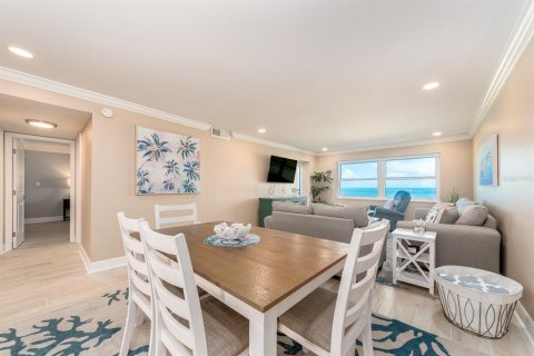 Condo in Clearwater, Florida, 2 bedrooms  № 731174 - photo 9