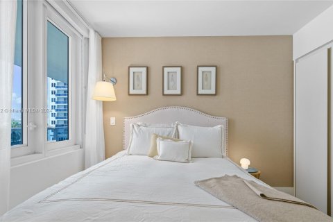 Condo in Miami Beach, Florida, 2 bedrooms  № 1189314 - photo 23