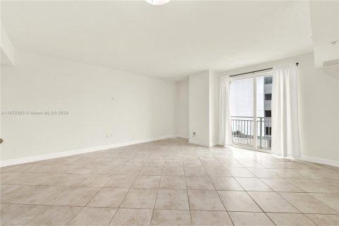 Condominio en venta en Miami, Florida, 1 dormitorio, 87.42 m2 № 1394846 - foto 10