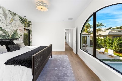 Casa en venta en Miami Beach, Florida, 5 dormitorios, 248.98 m2 № 1394886 - foto 26