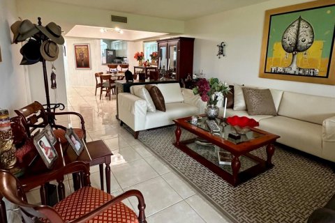 Condo in Boca Raton, Florida, 2 bedrooms  № 1207718 - photo 22