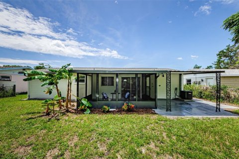 Villa ou maison à vendre à Port Richey, Floride: 2 chambres, 75.81 m2 № 1312625 - photo 29