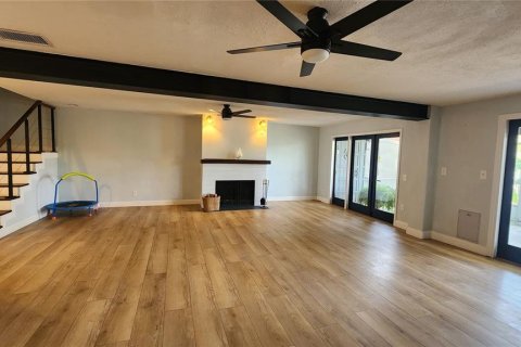 Adosado en venta en Tampa, Florida, 3 dormitorios, 198.53 m2 № 1312590 - foto 30