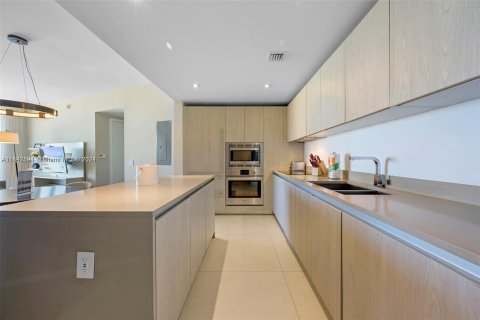 Condominio en venta en Hollywood, Florida, 2 dormitorios, 104.61 m2 № 1330566 - foto 1