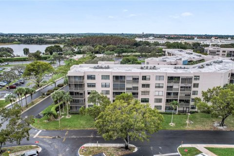 Condominio en venta en Pembroke Pines, Florida, 2 dormitorios, 94.85 m2 № 969740 - foto 28
