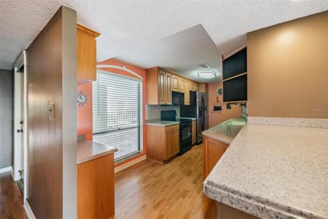 Condominio en venta en Clearwater, Florida, 1 dormitorio, 85.47 m2 № 1387211 - foto 4