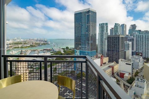 Apartamento en alquiler en Miami, Florida, 1 dormitorio, 72.37 m2 № 1362347 - foto 17