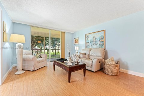 Condominio en venta en Pembroke Pines, Florida, 2 dormitorios, 108.7 m2 № 1389548 - foto 7