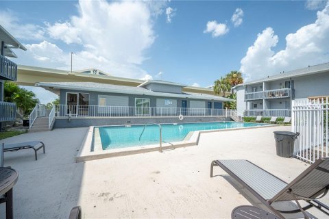 Copropriété à vendre à Tampa, Floride: 2 chambres, 94.76 m2 № 1312754 - photo 21