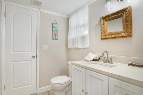 Condo in Stuart, Florida, 1 bedroom  № 939002 - photo 14