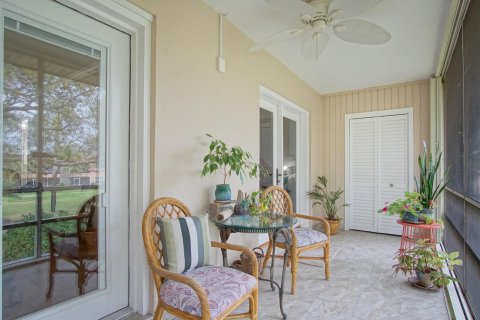 Condo in Stuart, Florida, 1 bedroom  № 939002 - photo 11