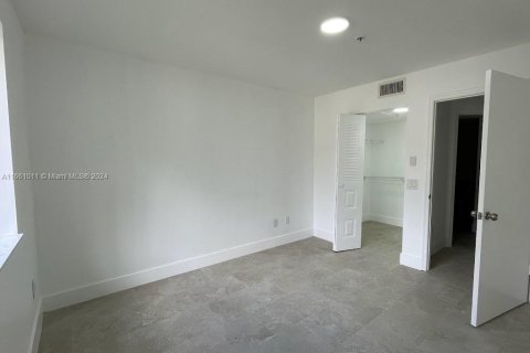 Condo in Hollywood, Florida, 2 bedrooms  № 1367376 - photo 22