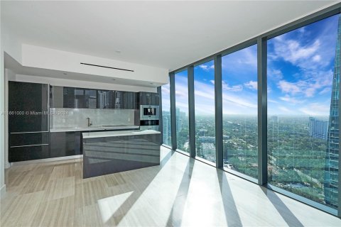 Condo in Miami, Florida, 1 bedroom  № 1367375 - photo 5