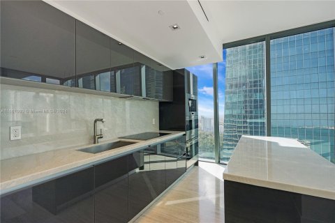 Condominio en alquiler en Miami, Florida, 1 dormitorio, 73.58 m2 № 1367375 - foto 9