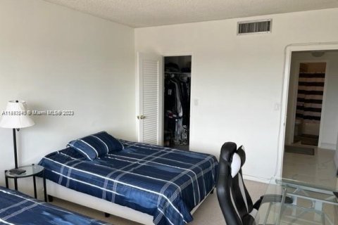 Condominio en venta en Miami Shores, Florida, 2 dormitorios, 107.21 m2 № 843640 - foto 11