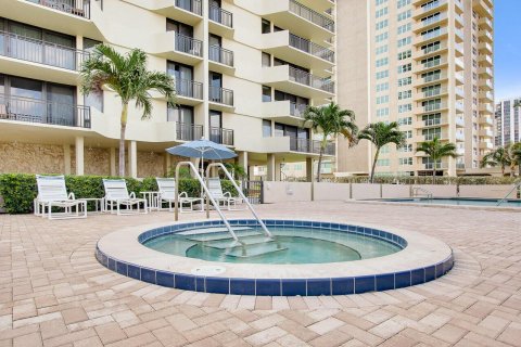 Copropriété à vendre à Riviera Beach, Floride: 2 chambres, 132.29 m2 № 924446 - photo 9