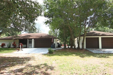 House in Loxahatchee Groves, Florida 3 bedrooms, 220.92 sq.m. № 1207107 - photo 1