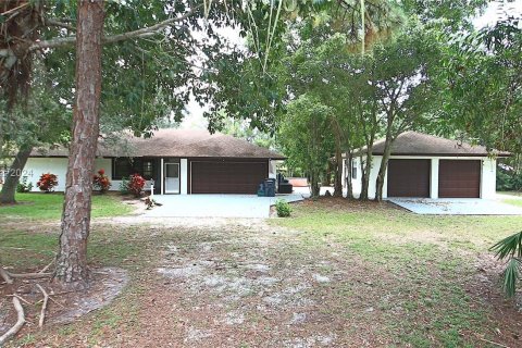 House in Loxahatchee Groves, Florida 3 bedrooms, 220.92 sq.m. № 1207107 - photo 3