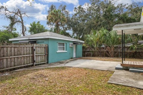 House in Tampa, Florida 3 bedrooms, 136.75 sq.m. № 1424702 - photo 24