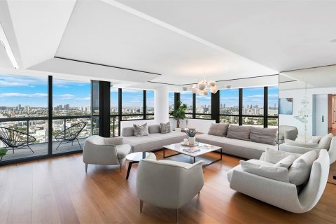 Copropriété à louer à Miami Beach, Floride: 4 chambres, 329.99 m2 № 10412 - photo 12