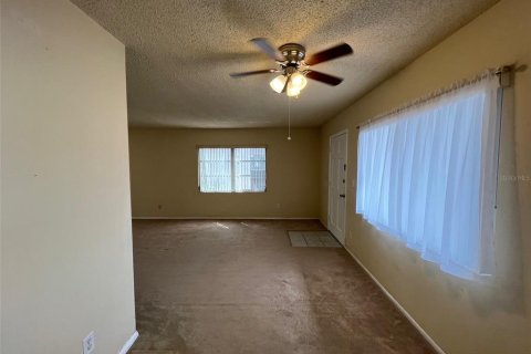 Condo in Winter Haven, Florida, 1 bedroom  № 1364563 - photo 17