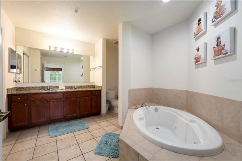 Copropriété à vendre à Orlando, Floride: 2 chambres, 109.44 m2 № 1264614 - photo 18