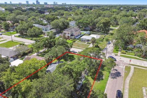 Terreno en venta en Tampa, Florida № 1285034 - foto 2