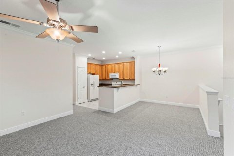 Townhouse in Palm Coast, Florida 2 bedrooms, 98.94 sq.m. № 1386730 - photo 9