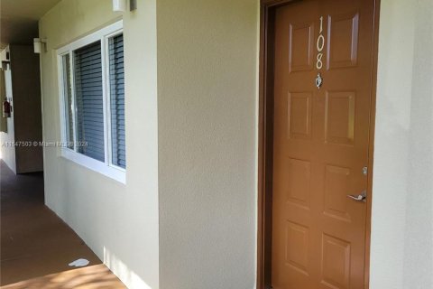 Copropriété à vendre à Pembroke Pines, Floride: 2 chambres № 1331511 - photo 6