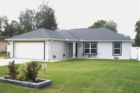 House in Ocala, Florida 3 bedrooms, 130.06 sq.m. № 1422537 - photo 1