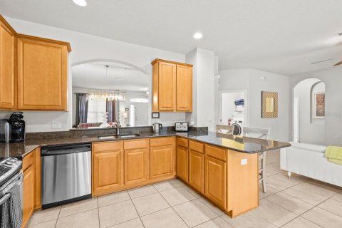 Villa ou maison à vendre à Kissimmee, Floride: 6 chambres, 261.24 m2 № 1362907 - photo 15