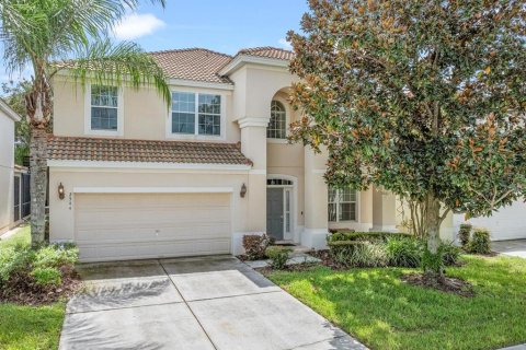 Villa ou maison à vendre à Kissimmee, Floride: 6 chambres, 261.24 m2 № 1362907 - photo 1