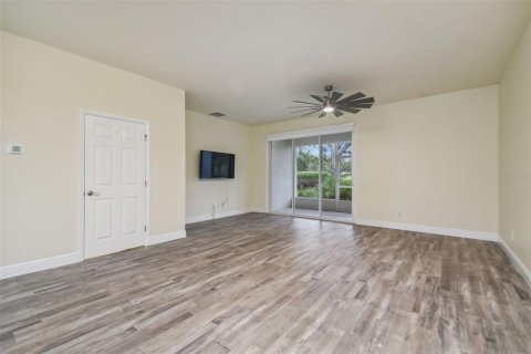 Townhouse in Lecanto, Florida 2 bedrooms, 125.98 sq.m. № 924140 - photo 10