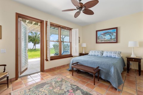 House in Vero Beach, Florida 3 bedrooms, 616.5 sq.m. № 579696 - photo 1