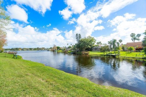 Condo in Wellington, Florida, 3 bedrooms  № 978542 - photo 6