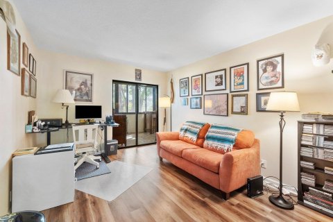 Condo in Wellington, Florida, 3 bedrooms  № 978542 - photo 15