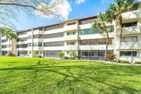 Condo in Wellington, Florida, 3 bedrooms  № 978542 - photo 8